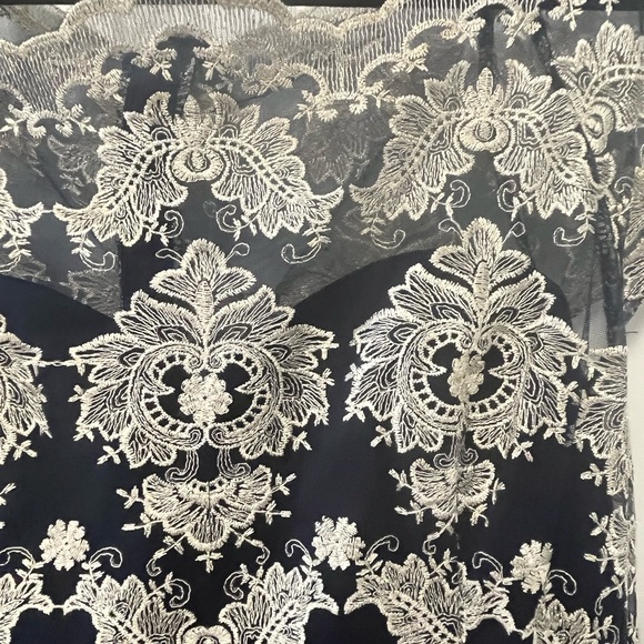 ✨ Chi Chi London Chiffon Embroidered Navy Midi Dress - Picture 5 of 11